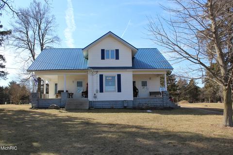1818 S Johnson Rd, Gowen, MI 49326 photo 1
