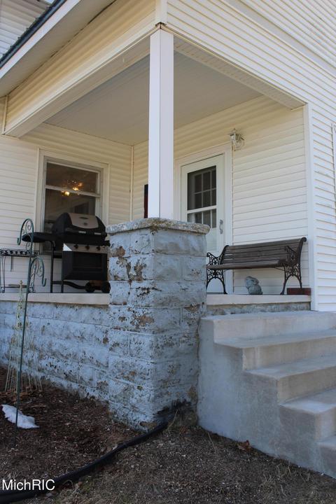 1818 S Johnson Rd, Gowen, MI 49326 photo 5