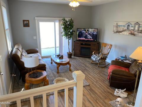 15305 N Main St, Buchanan, MI 49107 photo 26