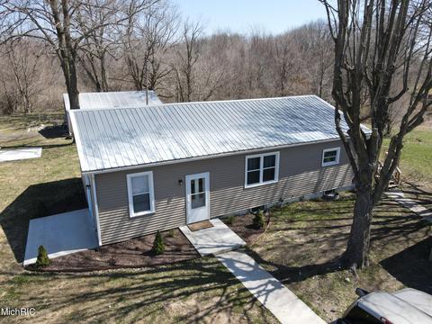 15305 N Main St, Buchanan, MI 49107 photo 38
