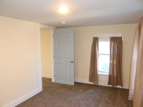 115 W Ann St, Belding, MI 48809 photo 28