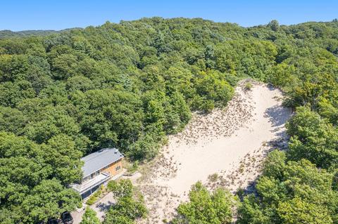 29853 Lake Bluff Dr, Covert, MI 49043 photo 8