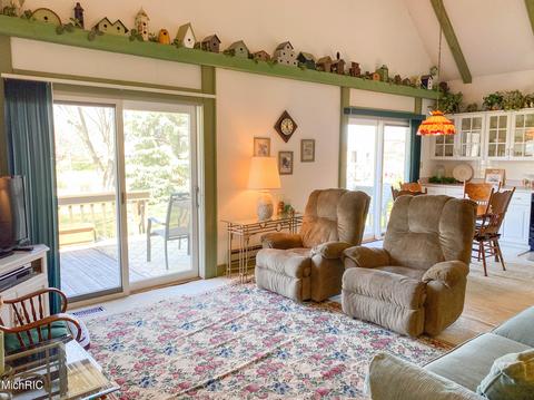 768 Tomahawk Trl, Coldwater, MI 49036 photo 6