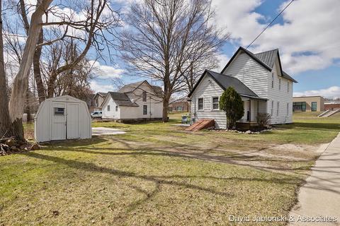 522 N Bridge St, Belding, MI 48809 photo 20