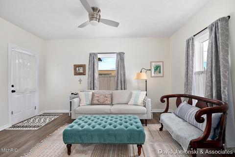 522 N Bridge St, Belding, MI 48809 photo 5