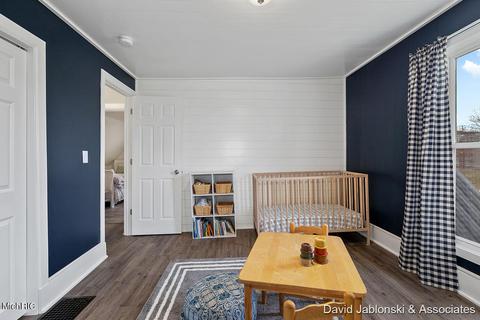 522 N Bridge St, Belding, MI 48809 photo 17