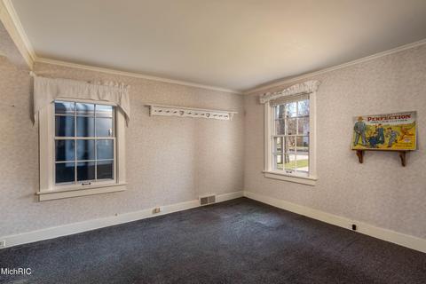 804 N Monroe St, Lowell, MI 49331 photo 16