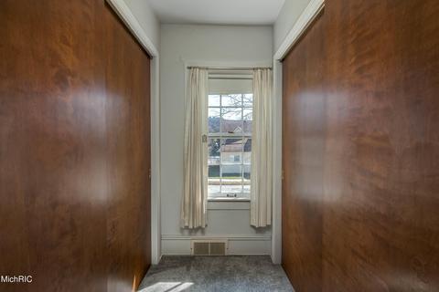 804 N Monroe St, Lowell, MI 49331 photo 29