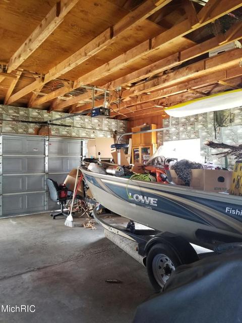 203 W Pine St, Edmore, MI 48829 photo 19