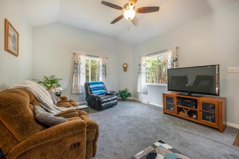 1814 S Oak Ave, White Cloud, MI 49349 photo 5
