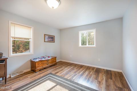 1814 S Oak Ave, White Cloud, MI 49349 photo 15