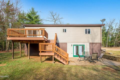 1814 S Oak Ave, White Cloud, MI 49349 photo 24