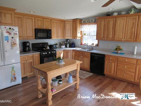 3701 E Stanton Rd, Stanton, MI 48888 photo 6