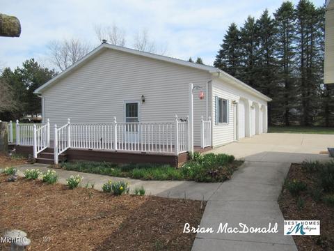 3701 E Stanton Rd, Stanton, MI 48888 photo 17