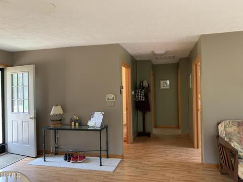 1216 W Beaver Rd, Bitely, MI 49309 photo 10