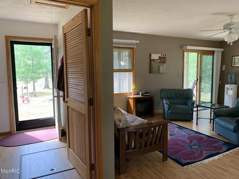 1216 W Beaver Rd, Bitely, MI 49309 photo 11