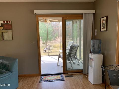 1216 W Beaver Rd, Bitely, MI 49309 photo 8