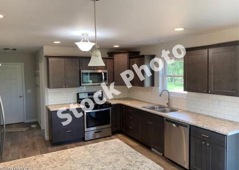10423 E S Ave, Scotts, MI 49088 photo 2