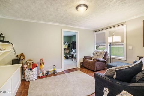 215 M 89, Plainwell, MI 49080 photo 4