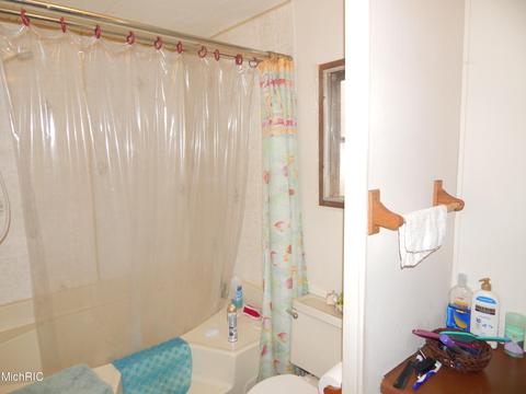 6719 E Deerwood Dr, White Cloud, MI 49349 photo 11