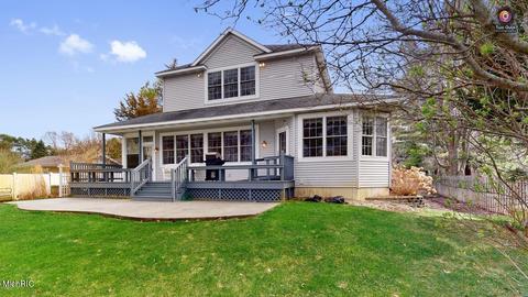 224 Riverview Dr, Douglas, MI 49406 photo 37