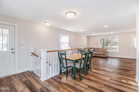 602 Marsh Rd, Plainwell, MI 49080 photo 5