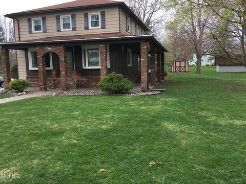 328 S St Johns St, Ithaca, MI 48847 photo 6