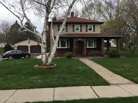 328 S St Johns St, Ithaca, MI 48847 photo 4