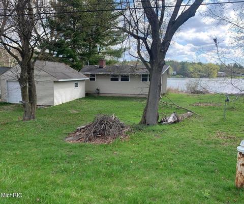 5432 85th Ave, Evart, MI 49631 photo 1