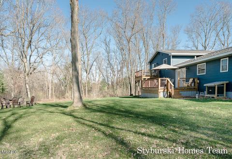 8630 N Durham Rd, Whitehall, MI 49461 photo 3