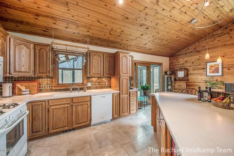 3780 Buttrick Ave SE, Ada, MI 49301 photo 13