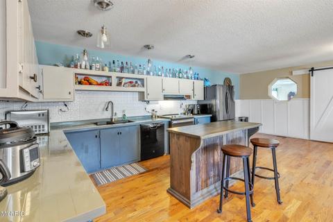 550 S Bliss Rd, Sumner, MI 48889 photo 15