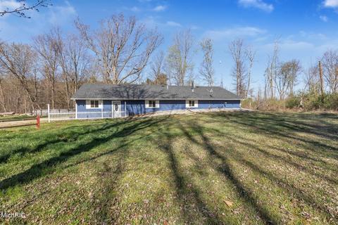 550 S Bliss Rd, Sumner, MI 48889 photo 33