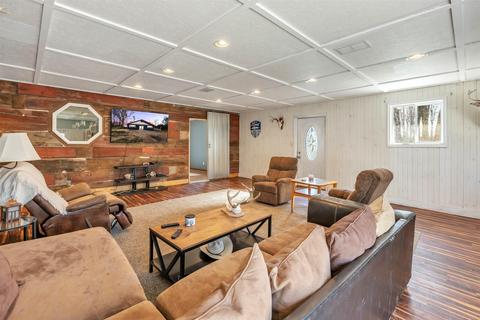 550 S Bliss Rd, Sumner, MI 48889 photo 8