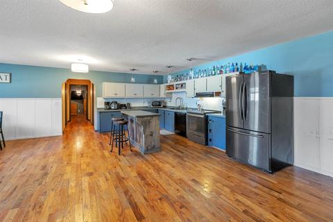 550 S Bliss Rd, Sumner, MI 48889 photo 10