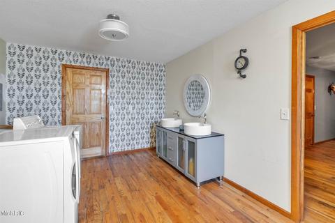 550 S Bliss Rd, Sumner, MI 48889 photo 27