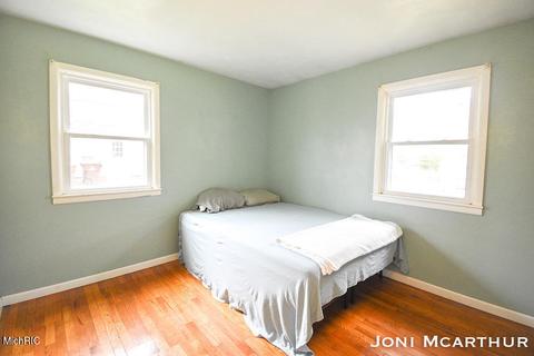 806 James St, Belding, MI 48809 photo 17