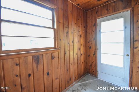 806 James St, Belding, MI 48809 photo 21