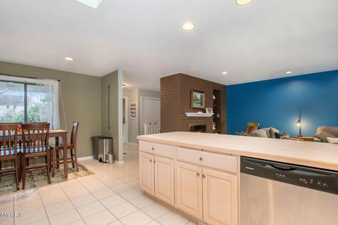 7779 36th St SE, Ada, MI 49301 photo 8