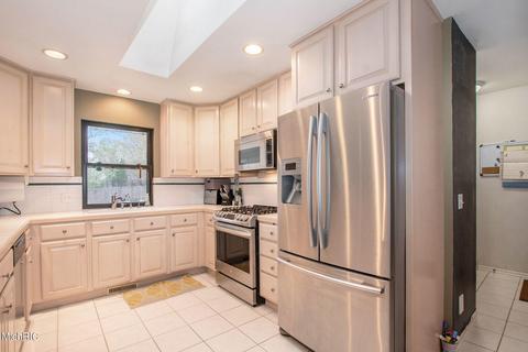 7779 36th St SE, Ada, MI 49301 photo 9