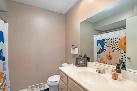 7779 36th St SE, Ada, MI 49301 photo 24