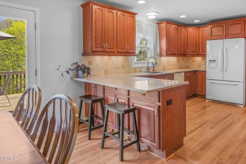 332 Springreene Dr SE, Ada, MI 49301 photo 11
