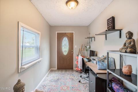 5075 Roberts Dr, Flint, MI 48506 photo 17