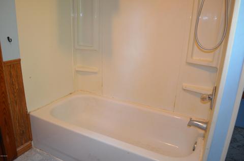 630 E State St, Colon, MI 49040 photo 15