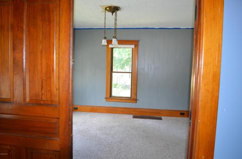 630 E State St, Colon, MI 49040 photo 7