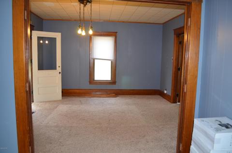 630 E State St, Colon, MI 49040 photo 10