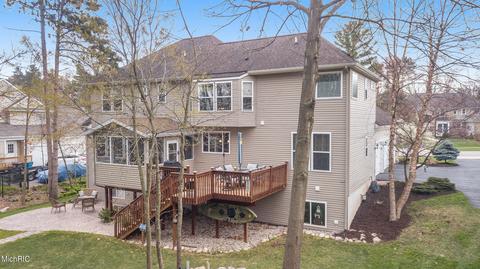 2266 Hearthside Dr SE, Ada, MI 49301 photo 45