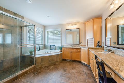 2266 Hearthside Dr SE, Ada, MI 49301 photo 22