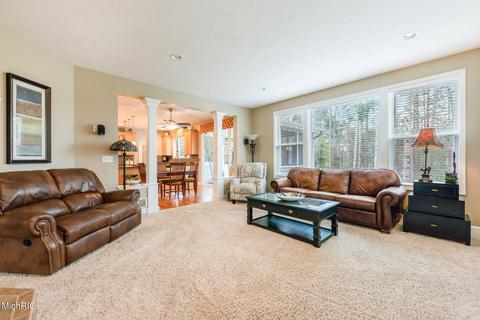 2266 Hearthside Dr SE, Ada, MI 49301 photo 12