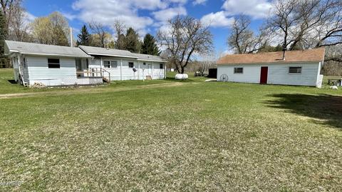 103 E Wells St, Harrietta, MI 49638 photo 1